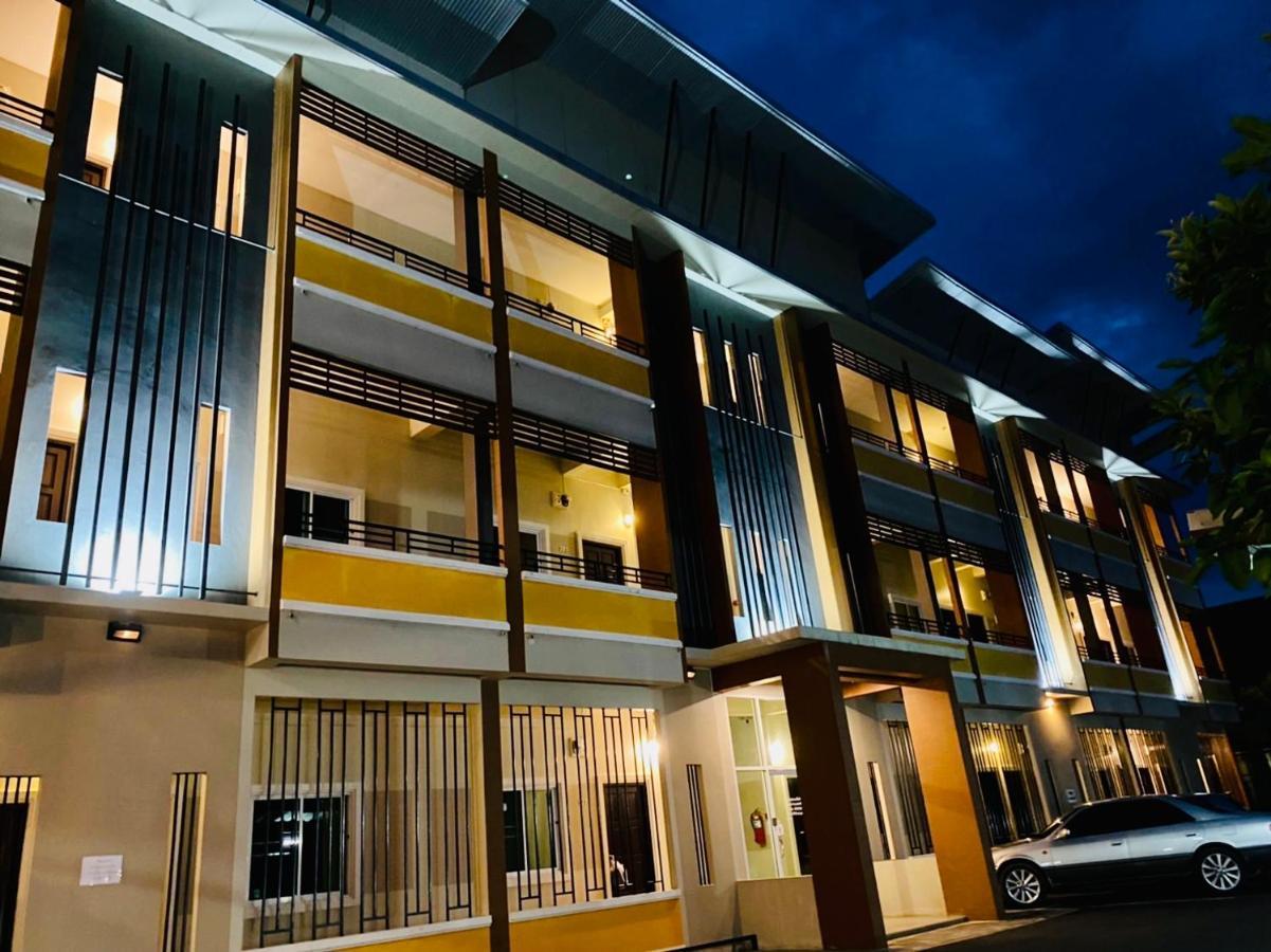Preme Apartment @Maejo Ban pa Lan  Exterior photo