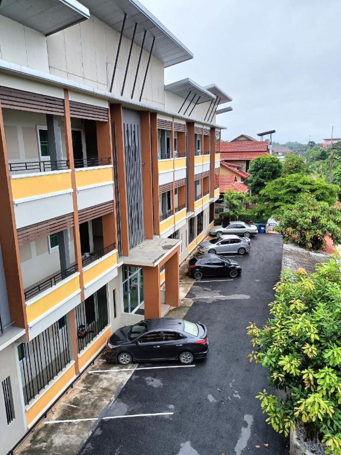 Preme Apartment @Maejo Ban pa Lan  Exterior photo