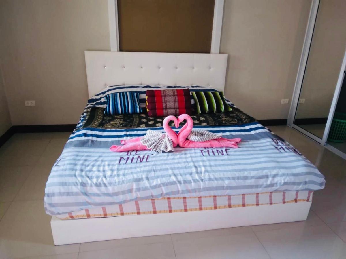 Preme Apartment @Maejo Ban pa Lan  Exterior photo