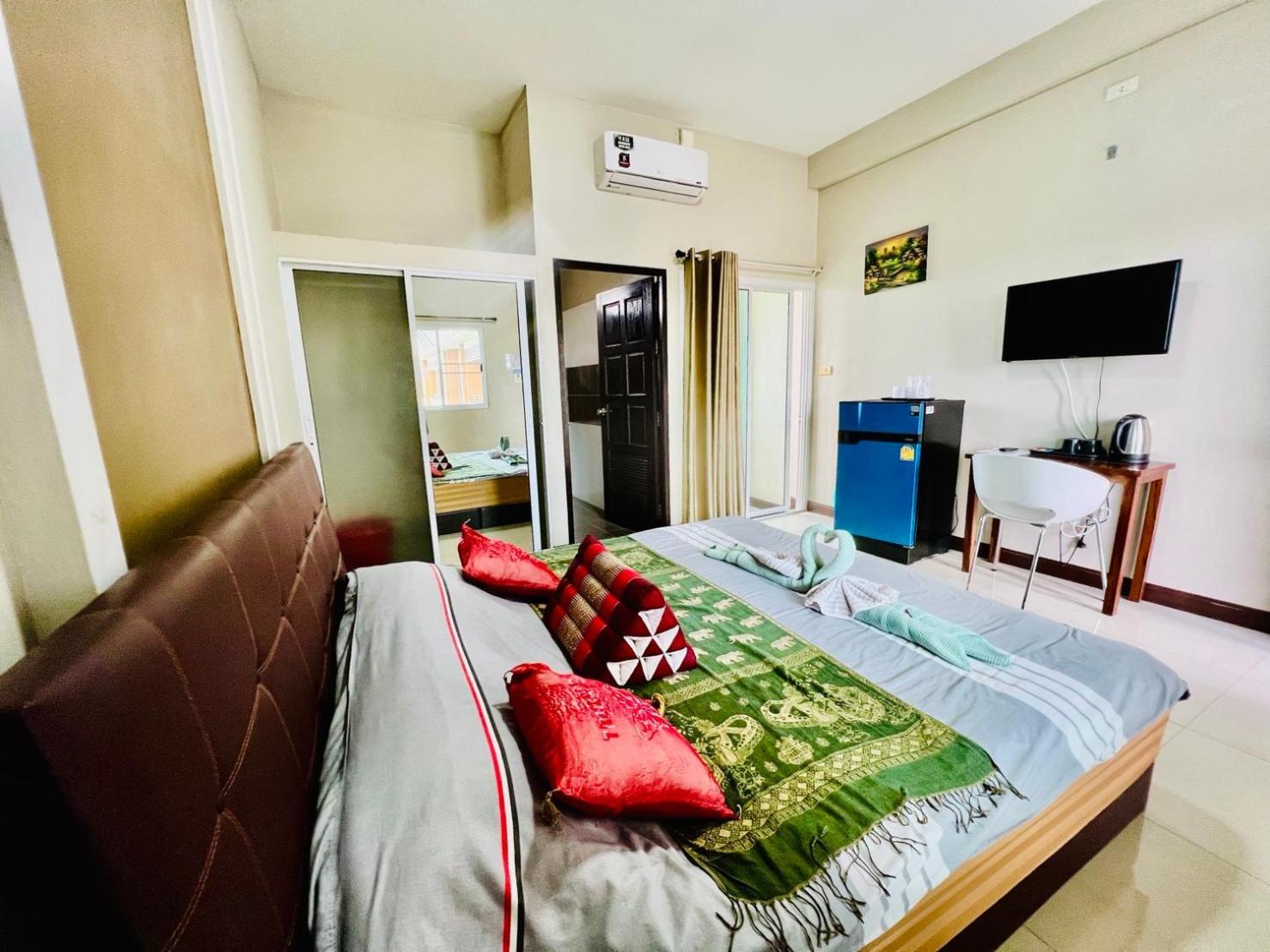 Preme Apartment @Maejo Ban pa Lan  Exterior photo